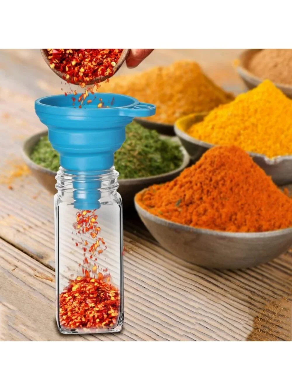 12 Pack Glass Spice Jars with Labels & Shaker Lids, 4oz Empty Containers